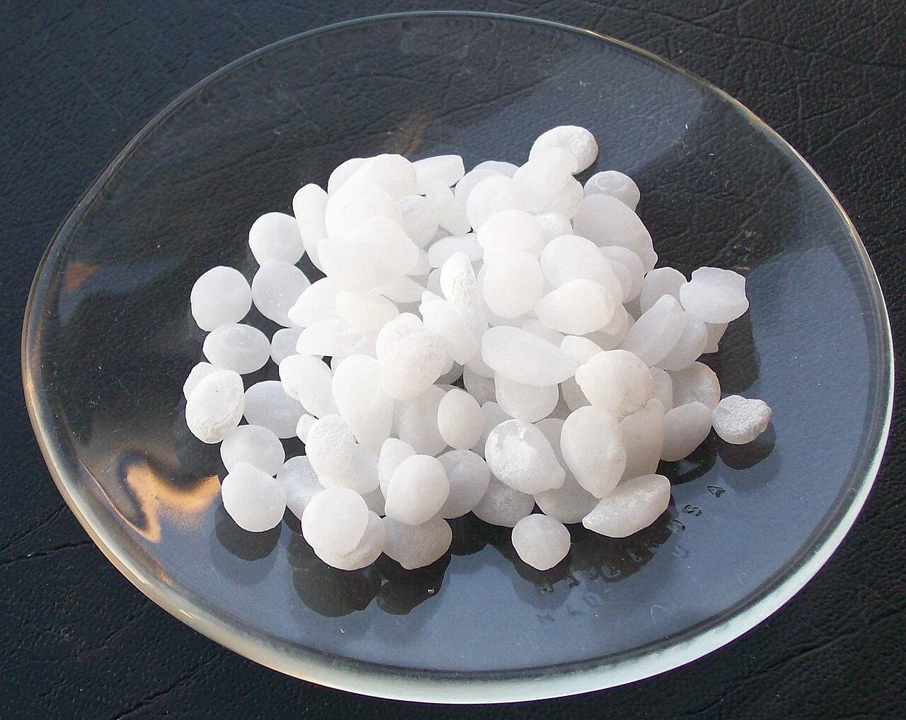 Acetone image 1